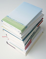 自分の本を持つ喜び　自分の思いを伝える「本」をつくりませんか。