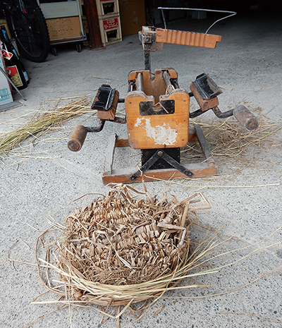 蔟織機（まぶしおりき）